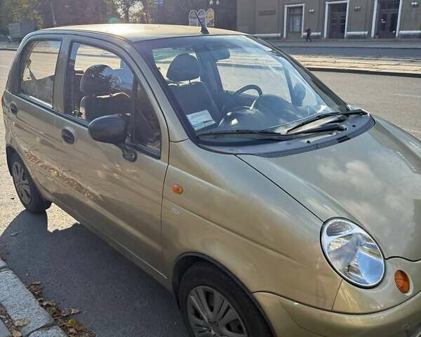 Желтый Дэу Матиз, объемом двигателя 0.8 л и пробегом 25 тыс. км за 3900 $, фото 2 на Automoto.ua