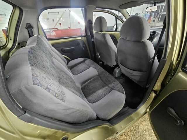 Желтый Дэу Матиз, объемом двигателя 0.8 л и пробегом 127 тыс. км за 1700 $, фото 6 на Automoto.ua