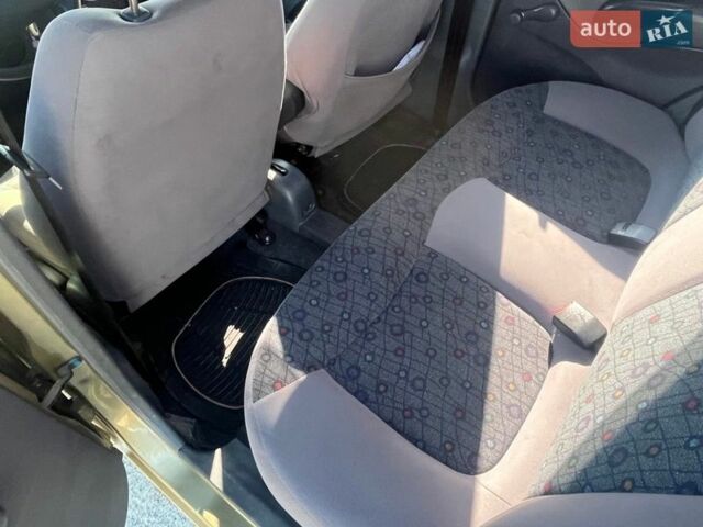 Жовтий Деу Матіз, об'ємом двигуна 0.8 л та пробігом 73 тис. км за 3490 $, фото 24 на Automoto.ua