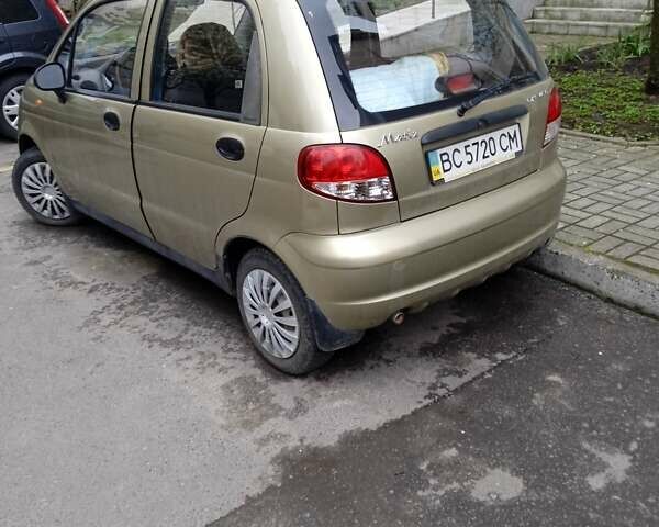 Желтый Дэу Матиз, объемом двигателя 0.8 л и пробегом 82 тыс. км за 2300 $, фото 2 на Automoto.ua