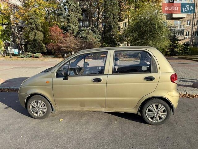 Желтый Дэу Матиз, объемом двигателя 0.8 л и пробегом 25 тыс. км за 3900 $, фото 10 на Automoto.ua