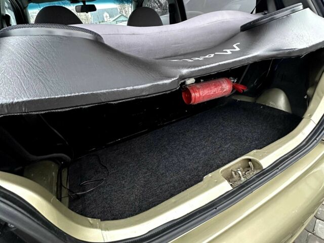 Желтый Дэу Матиз, объемом двигателя 0.9 л и пробегом 114 тыс. км за 2850 $, фото 10 на Automoto.ua