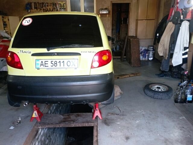 Желтый Дэу Матиз, объемом двигателя 0.8 л и пробегом 127 тыс. км за 1600 $, фото 6 на Automoto.ua