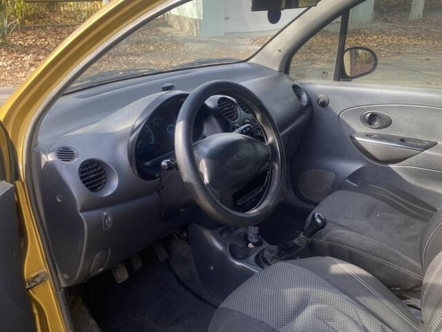 Дэу Матиз 2002 в Одессе на Automoto.ua Желтый Дэу Матиз, объемом двигателя 8 л и пробегом 138 тыс. км за 1350 $, фото 4 на Automoto.ua