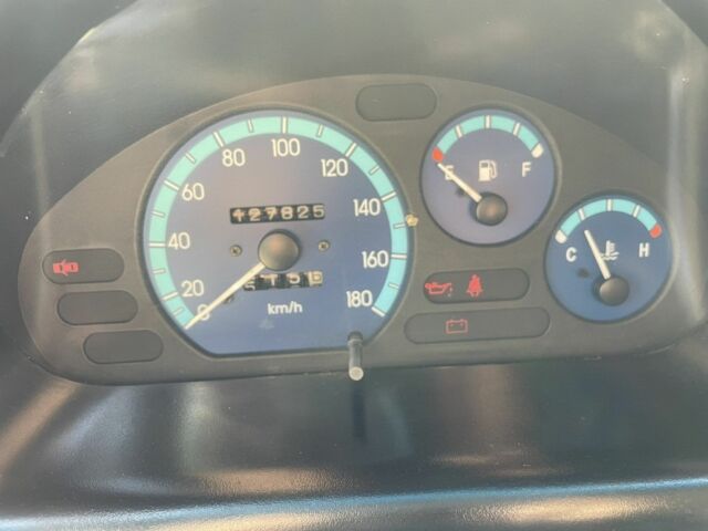 Желтый Дэу Матиз, объемом двигателя 0.8 л и пробегом 127 тыс. км за 1500 $, фото 1 на Automoto.ua