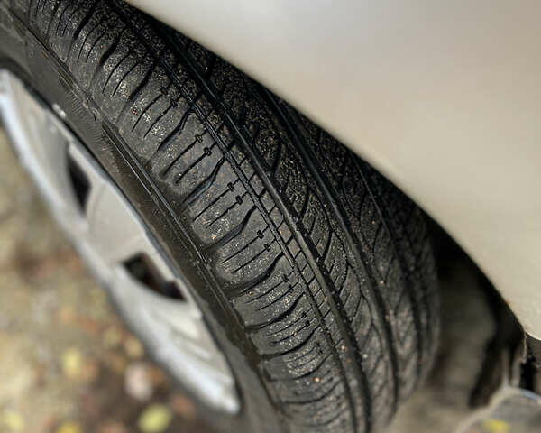 Дэу Матиз 2001 в Харькове на Automoto.ua Серый Дэу Матиз, объемом двигателя 0.8 л и пробегом 264 тыс. км за 1150 $, фото 10 на Automoto.ua