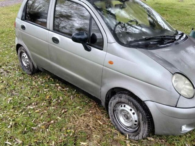 Серый Дэу Матиз, объемом двигателя 0 л и пробегом 132 тыс. км за 900 $, фото 5 на Automoto.ua