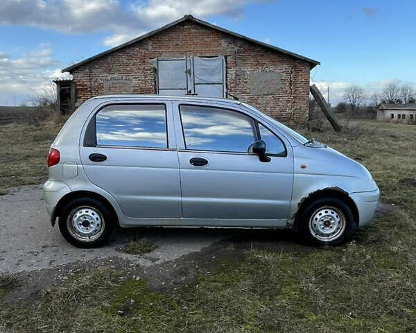 Серый Дэу Матиз, объемом двигателя 0.8 л и пробегом 252 тыс. км за 2475 $, фото 2 на Automoto.ua