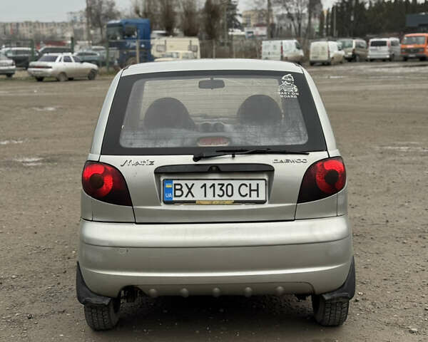 Серый Дэу Матиз, объемом двигателя 0.8 л и пробегом 100 тыс. км за 1150 $, фото 2 на Automoto.ua