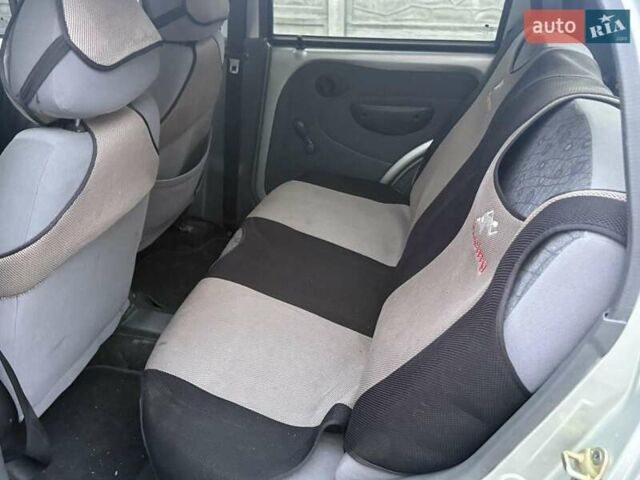 Деу Матіз 2006 у Запоріжжя на Automoto.ua Сірий Деу Матіз, об'ємом двигуна 0.8 л та пробігом 140 тис. км за 1650 $, фото 6 на Automoto.ua
