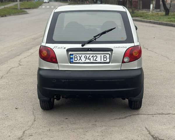 Серый Дэу Матиз, объемом двигателя 0.8 л и пробегом 214 тыс. км за 1850 $, фото 4 на Automoto.ua