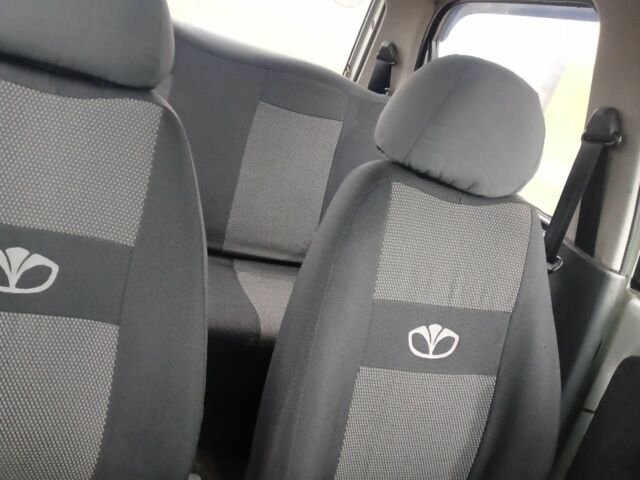 Серый Дэу Матиз, объемом двигателя 0.8 л и пробегом 180 тыс. км за 1950 $, фото 5 на Automoto.ua