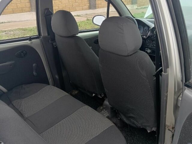 Серый Дэу Матиз, объемом двигателя 0.8 л и пробегом 180 тыс. км за 1950 $, фото 4 на Automoto.ua