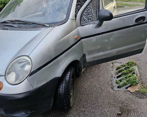 Серый Дэу Матиз, объемом двигателя 0.8 л и пробегом 230 тыс. км за 1600 $, фото 3 на Automoto.ua