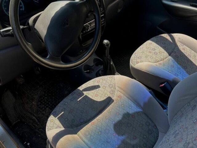 Сірий Деу Матіз, об'ємом двигуна 1 л та пробігом 133 тис. км за 1500 $, фото 2 на Automoto.ua