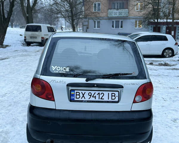 Серый Дэу Матиз, объемом двигателя 0.8 л и пробегом 216 тыс. км за 2000 $, фото 3 на Automoto.ua