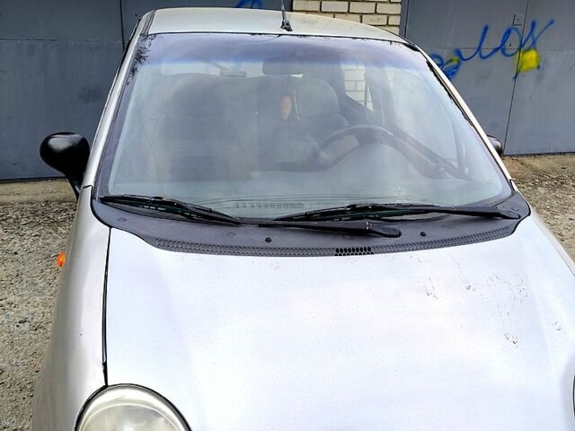 Серый Дэу Матиз, объемом двигателя 0.8 л и пробегом 130 тыс. км за 1600 $, фото 2 на Automoto.ua