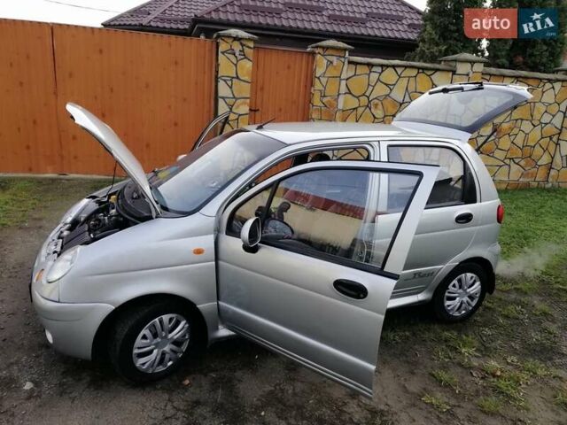 Сірий Деу Матіз, об'ємом двигуна 1 л та пробігом 76 тис. км за 2180 $, фото 6 на Automoto.ua