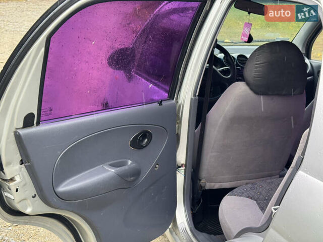 Деу Матіз 2008 у Чернівцях на Automoto.ua Сірий Деу Матіз, об'ємом двигуна 0 л та пробігом 104 тис. км за 1700 $, фото 17 на Automoto.ua