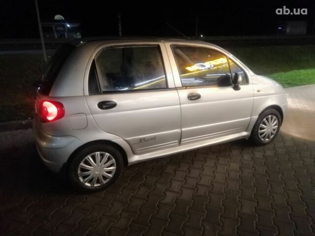 Сірий Деу Матіз, об'ємом двигуна 0 л та пробігом 76 тис. км за 2100 $, фото 3 на Automoto.ua