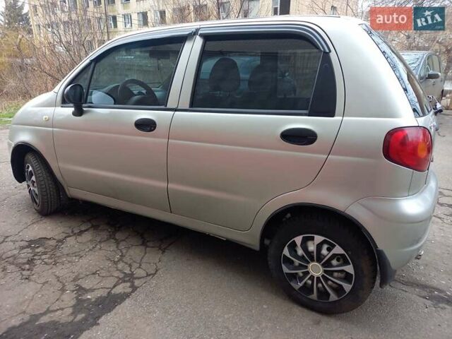 Сірий Деу Матіз, об'ємом двигуна 0.8 л та пробігом 121 тис. км за 2600 $, фото 6 на Automoto.ua