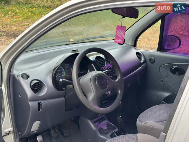 Деу Матіз 2008 у Чернівцях на Automoto.ua Сірий Деу Матіз, об'ємом двигуна 0 л та пробігом 104 тис. км за 1700 $, фото 11 на Automoto.ua