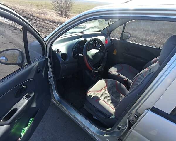 Серый Дэу Матиз, объемом двигателя 0.8 л и пробегом 142 тыс. км за 2650 $, фото 6 на Automoto.ua