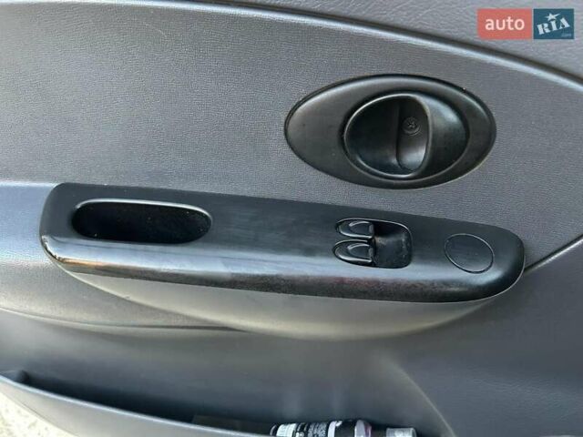 Серый Дэу Матиз, объемом двигателя 0.8 л и пробегом 60 тыс. км за 2100 $, фото 3 на Automoto.ua