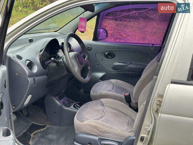 Деу Матіз 2008 у Чернівцях на Automoto.ua Сірий Деу Матіз, об'ємом двигуна 0 л та пробігом 104 тис. км за 1700 $, фото 12 на Automoto.ua