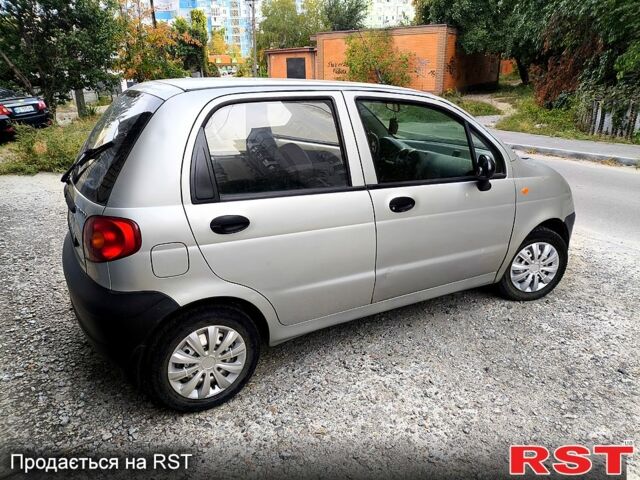 Серый Дэу Матиз, объемом двигателя 0.8 л и пробегом 130 тыс. км за 1600 $, фото 3 на Automoto.ua