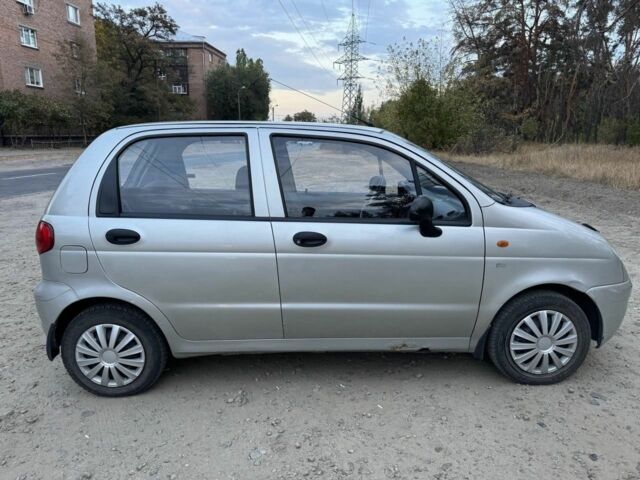 Сірий Деу Матіз, об'ємом двигуна 0.8 л та пробігом 53 тис. км за 2000 $, фото 2 на Automoto.ua