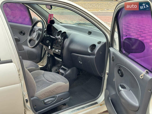 Сірий Деу Матіз, об'ємом двигуна 0 л та пробігом 311 тис. км за 1550 $, фото 14 на Automoto.ua