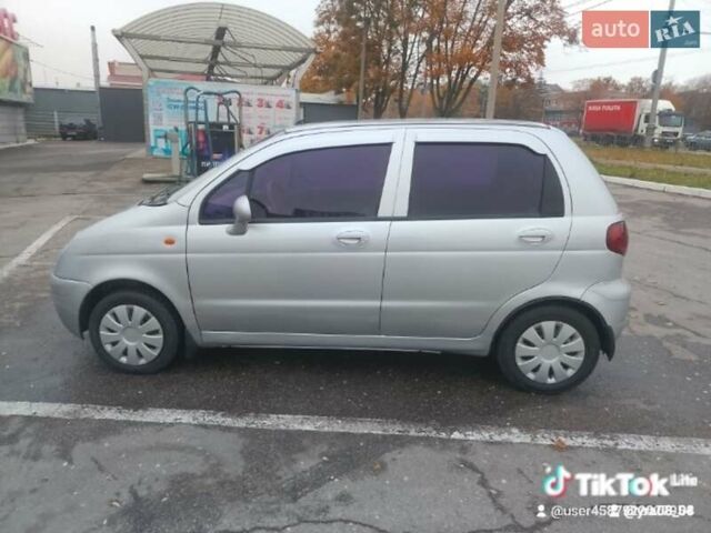 Дэу Матиз 2008 в Харькове на Automoto.ua Серый Дэу Матиз, объемом двигателя 0.8 л и пробегом 115 тыс. км за 1850 $, фото 1 на Automoto.ua