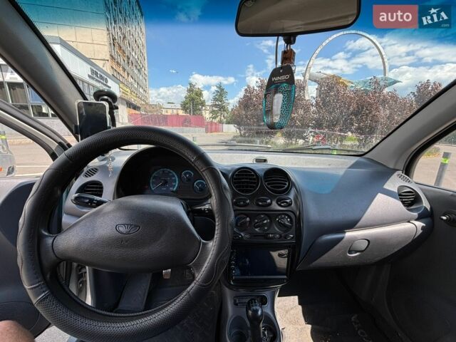 Сірий Деу Матіз, об'ємом двигуна 0.8 л та пробігом 128 тис. км за 2400 $, фото 2 на Automoto.ua