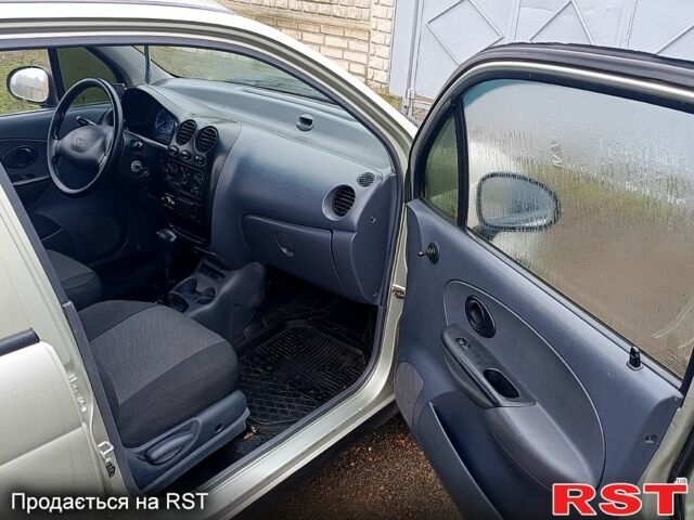 Сірий Деу Матіз, об'ємом двигуна 0.8 л та пробігом 111 тис. км за 2450 $, фото 6 на Automoto.ua