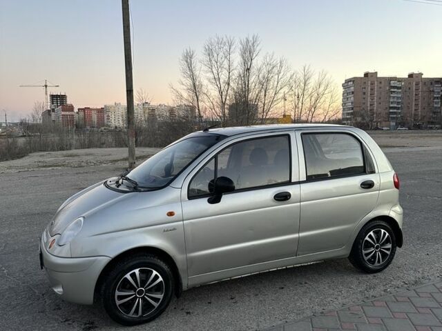 Серый Дэу Матиз, объемом двигателя 0.8 л и пробегом 123 тыс. км за 2700 $, фото 2 на Automoto.ua