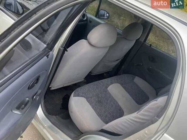 Сірий Деу Матіз, об'ємом двигуна 0.8 л та пробігом 100 тис. км за 1799 $, фото 5 на Automoto.ua