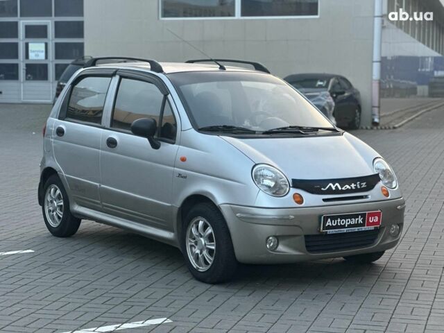 Серый Дэу Матиз, объемом двигателя 1 л и пробегом 42 тыс. км за 3390 $, фото 2 на Automoto.ua