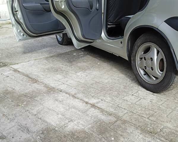 Сірий Деу Матіз, об'ємом двигуна 0.8 л та пробігом 179 тис. км за 2400 $, фото 6 на Automoto.ua