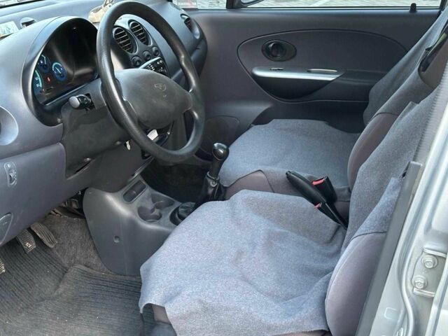 Серый Дэу Матиз, объемом двигателя 1 л и пробегом 42 тыс. км за 3390 $, фото 8 на Automoto.ua