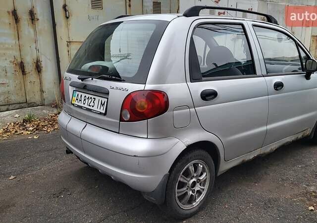 Серый Дэу Матиз, объемом двигателя 0.8 л и пробегом 100 тыс. км за 2200 $, фото 5 на Automoto.ua