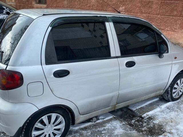 Сірий Деу Матіз, об'ємом двигуна 0.8 л та пробігом 128 тис. км за 2000 $, фото 3 на Automoto.ua