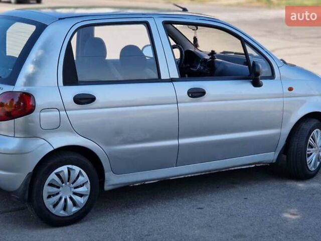 Сірий Деу Матіз, об'ємом двигуна 0.8 л та пробігом 110 тис. км за 3300 $, фото 5 на Automoto.ua
