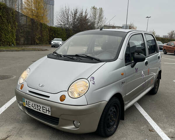 Серый Дэу Матиз, объемом двигателя 1 л и пробегом 104 тыс. км за 2500 $, фото 1 на Automoto.ua