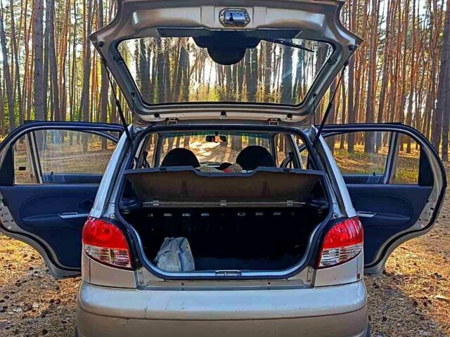 Сірий Деу Матіз, об'ємом двигуна 1 л та пробігом 75 тис. км за 2500 $, фото 6 на Automoto.ua