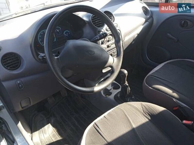 Серый Дэу Матиз, объемом двигателя 0.8 л и пробегом 40 тыс. км за 3200 $, фото 4 на Automoto.ua