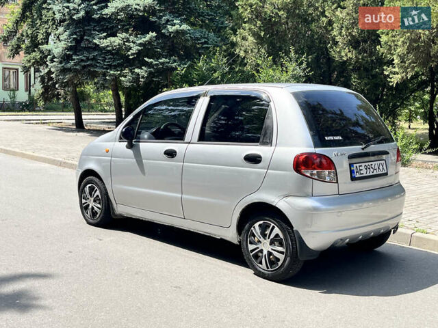 Сірий Деу Матіз, об'ємом двигуна 0.8 л та пробігом 115 тис. км за 2399 $, фото 5 на Automoto.ua