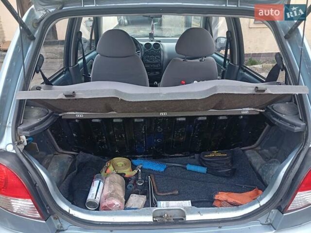 Сірий Деу Матіз, об'ємом двигуна 0.8 л та пробігом 150 тис. км за 1900 $, фото 6 на Automoto.ua