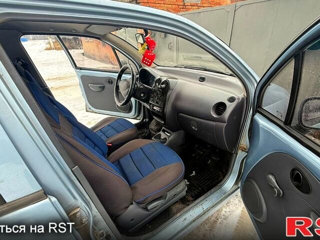 Сірий Деу Матіз, об'ємом двигуна 0.8 л та пробігом 140 тис. км за 2000 $, фото 3 на Automoto.ua