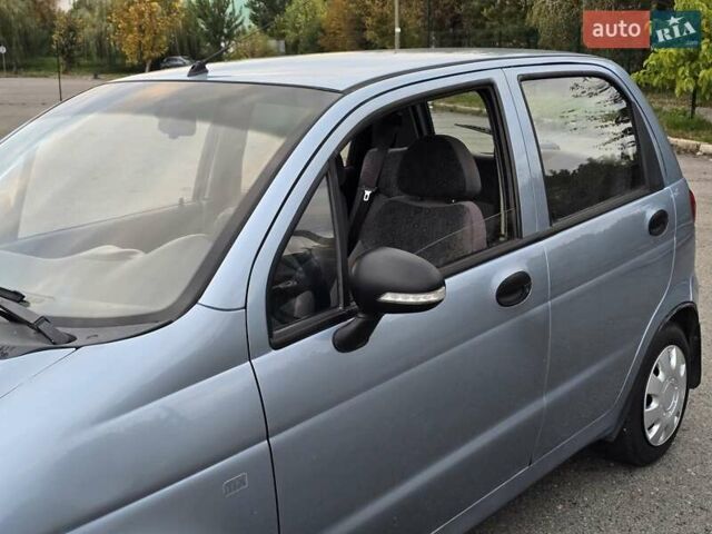 Сірий Деу Матіз, об'ємом двигуна 0.8 л та пробігом 139 тис. км за 1999 $, фото 5 на Automoto.ua